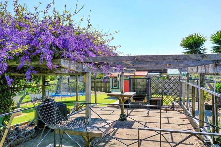 Photo of property in 30 Riverside Drive, Whakatane, 3120