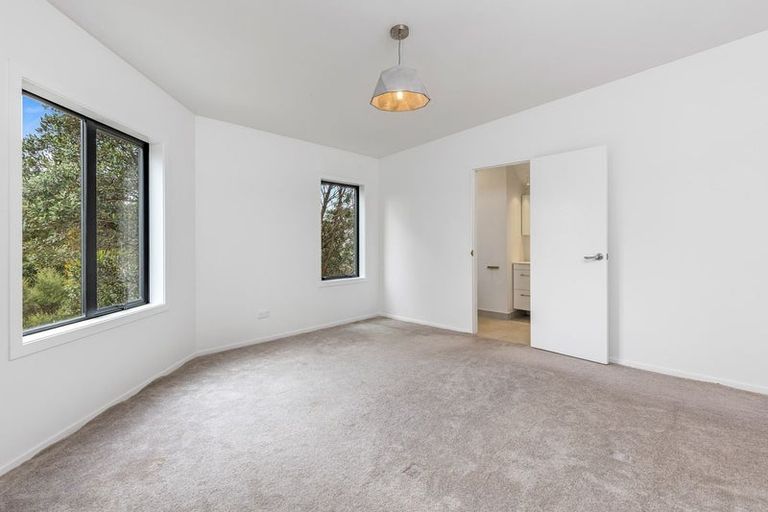 Photo of property in 1/56 Centorian Drive, Windsor Park, Auckland, 0632