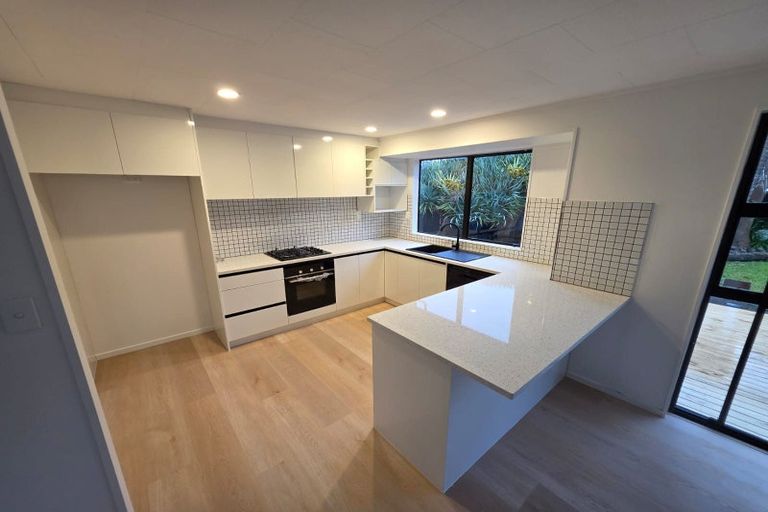 Photo of property in 18 Justamere Place, Weymouth, Auckland, 2103