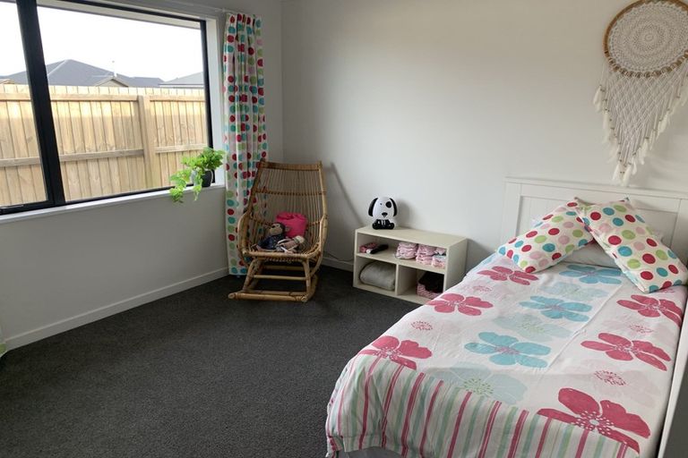 Photo of property in 14 Suffolk Drive, Kirwee, 7571