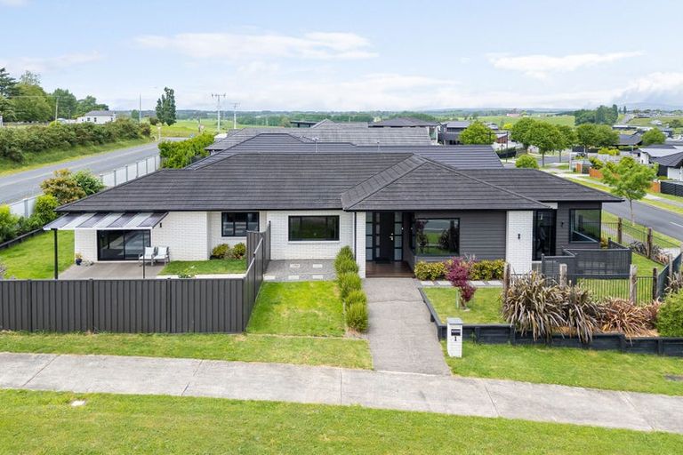 Photo of property in 1 Waireka Road, Rototuna North, Hamilton, 3210