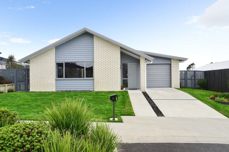 Photo of property in 7 Whanau Avenue, Baverstock, Hamilton, 3200