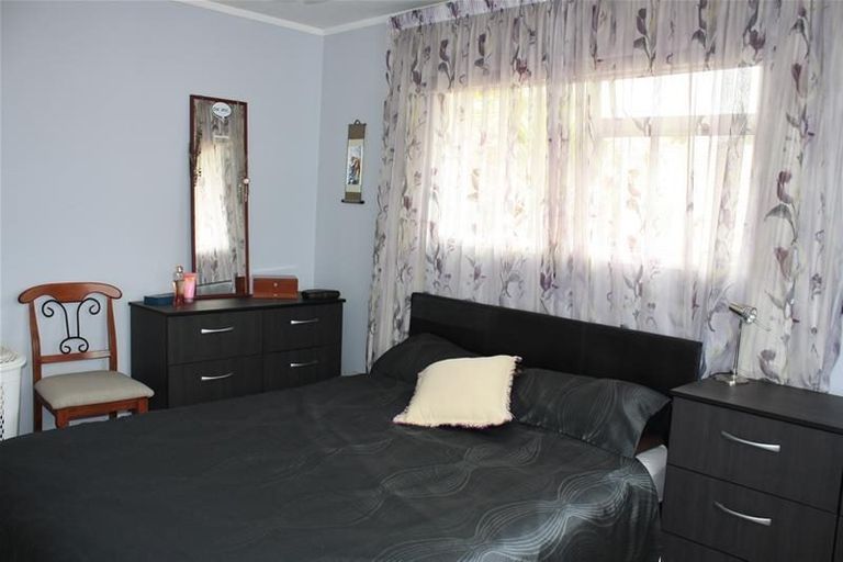 Photo of property in 26 Resolution Road, Welcome Bay, Tauranga, 3112