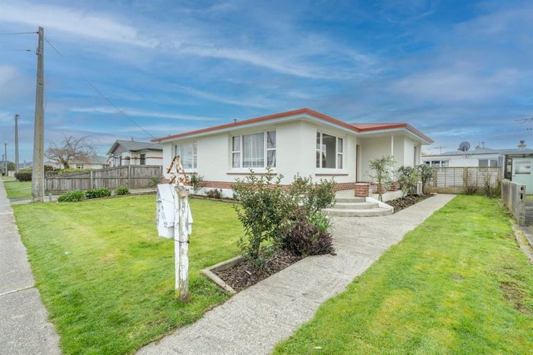 Photo of property in 1 Crombie Street, Gore, 9710