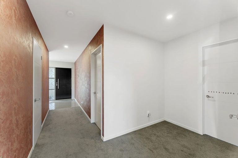 Photo of property in 10 Kilkivan Lane, Broomfield, Christchurch, 8042