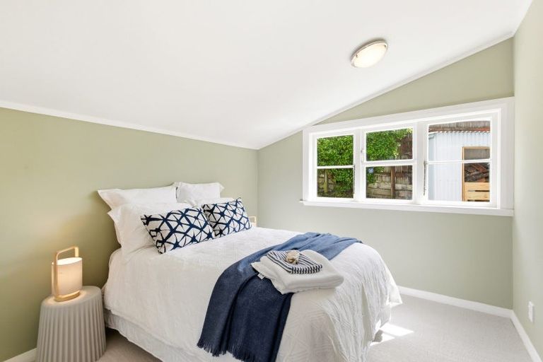 Photo of property in 68 The Parade, Island Bay, Wellington, 6023