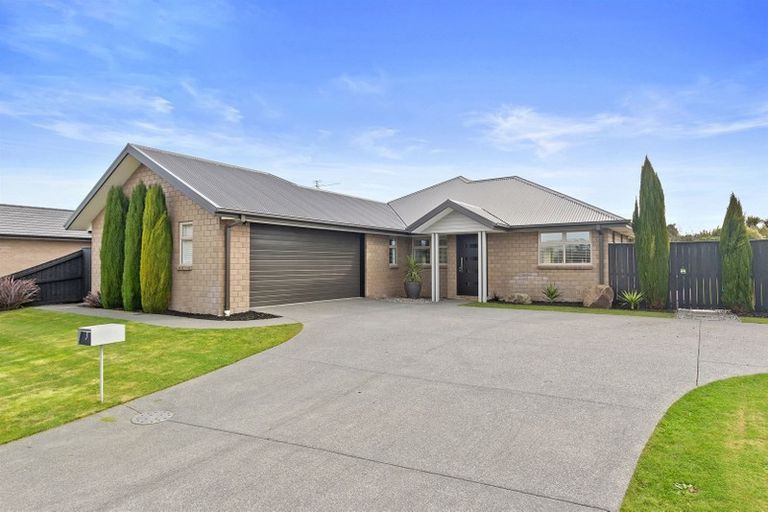 Photo of property in 3 Constance Place, Aidanfield, Christchurch, 8025