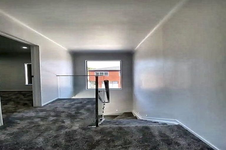 Photo of property in 14b Goldnib Place, Randwick Park, Auckland, 2105