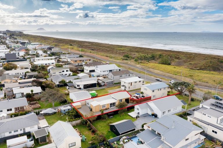 Photo of property in 828b Papamoa Beach Road, Papamoa Beach, Papamoa, 3118