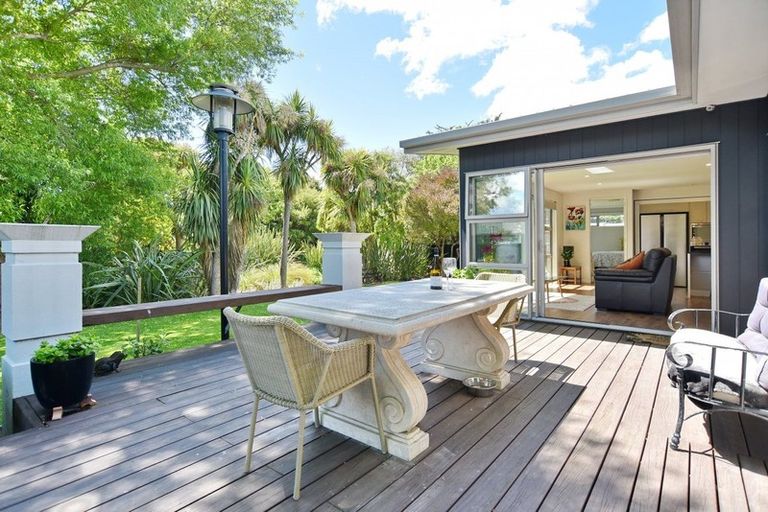 Photo of property in 829a Ferry Road, Woolston, Christchurch, 8023