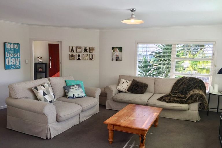 Photo of property in 1/18 Francis Street, Hauraki, Auckland, 0622