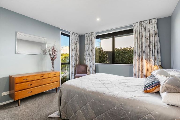 Photo of property in 1 Mcfaddens Road, St Albans, Christchurch, 8052