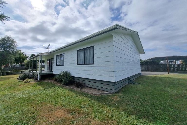 Photo of property in 31 Dickens Street, Owhata, Rotorua, 3010