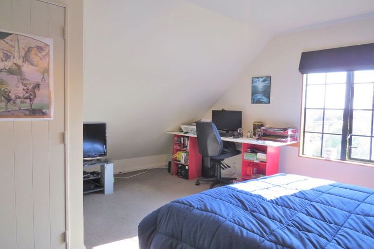 Photo of property in 96b Kent Street, Carterton, 5713