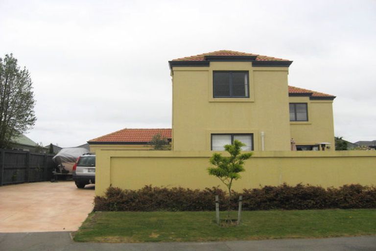 Photo of property in 25 Glencullen Drive, Casebrook, Christchurch, 8051