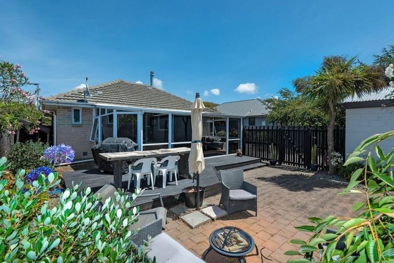Photo of property in 32 Leverett Place, North New Brighton, Christchurch, 8083