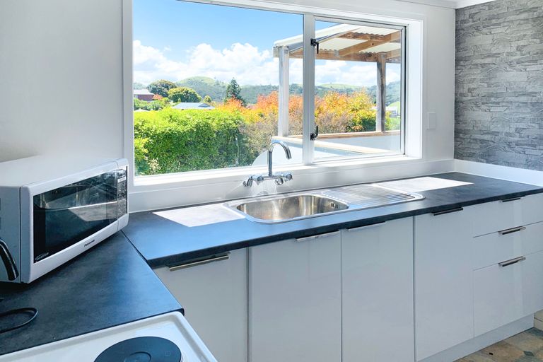 Photo of property in 56 Sun Valley, Hatfields Beach, Orewa, 0931