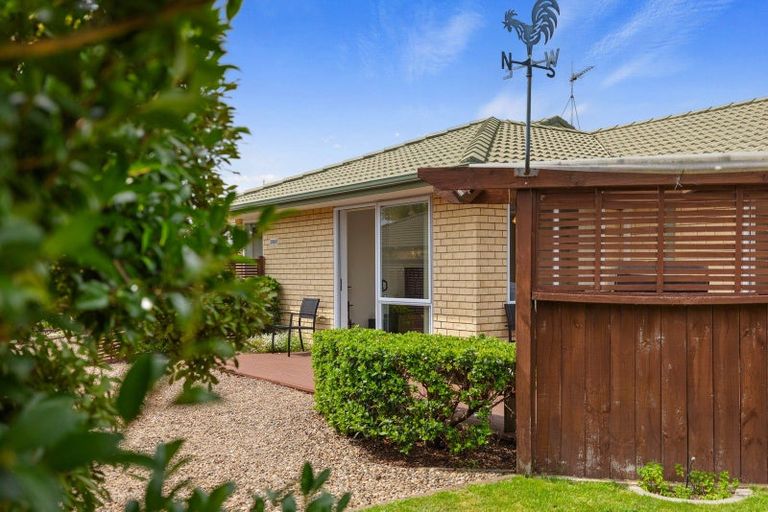 Photo of property in 19 Pirika Place, Papamoa Beach, Papamoa, 3118