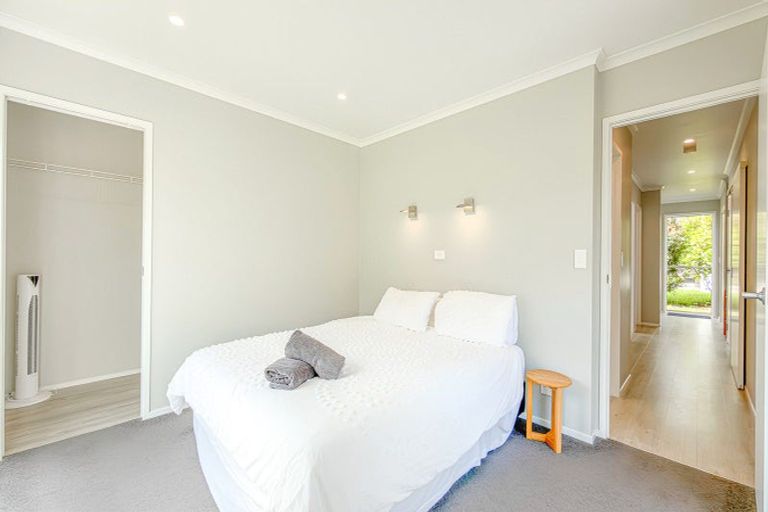 Photo of property in 5 Ross Place, Whiritoa, Whangamata, 3691