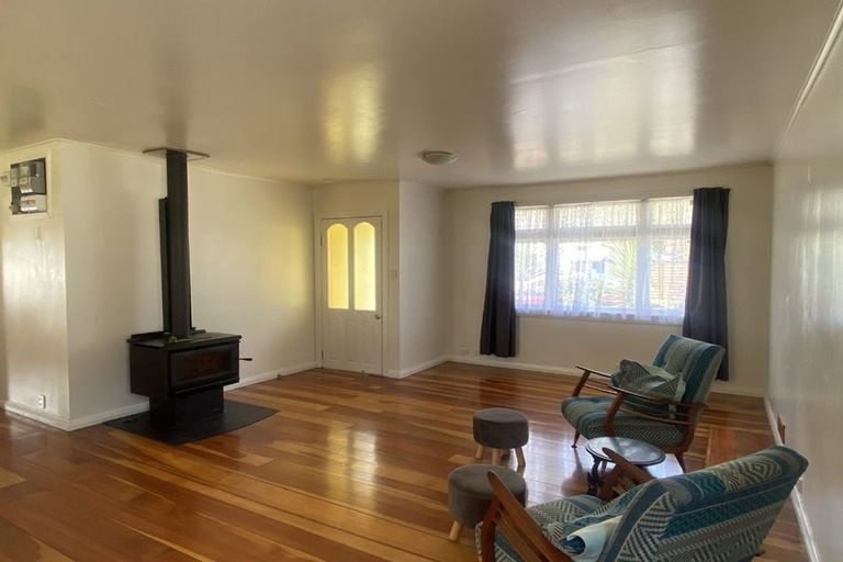 Photo of property in 7 Canterbury Street, Picton, 7220