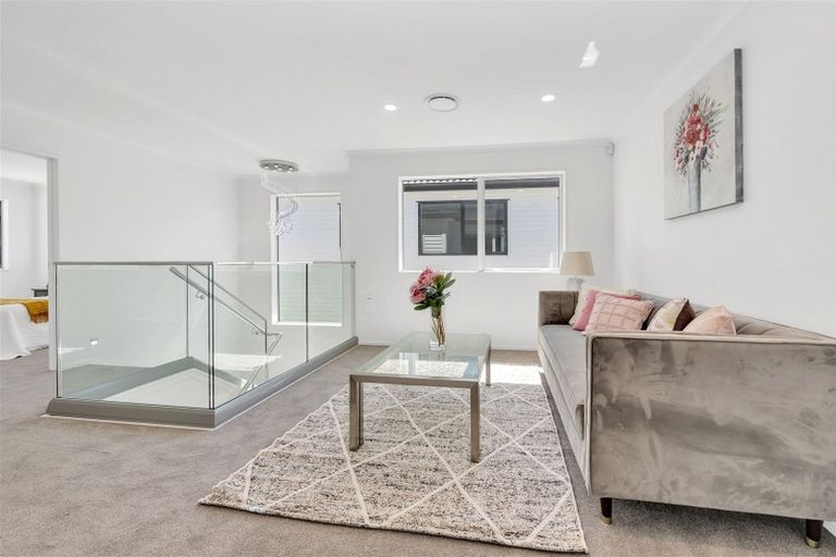 Photo of property in 76 Ksenia Drive, Flat Bush, Auckland, 2019