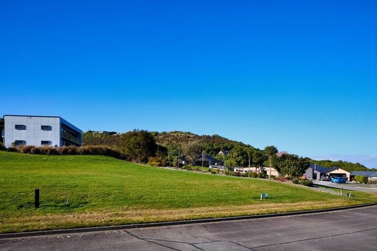 Photo of property in 36 Knowles Crescent, Kaikoura Flat, Kaikoura, 7371