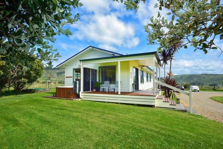 Photo of property in 80 Lane Road, Mahia, Nuhaka, 4198