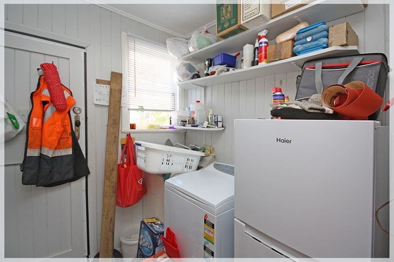 Photo of property in 7 Huntly Street, Foxton, 4814