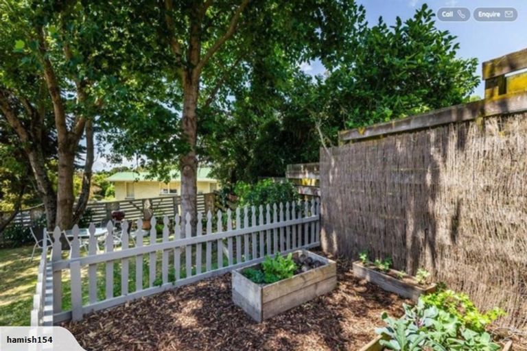 Photo of property in 31 Tauroa Road, Havelock North, 4130