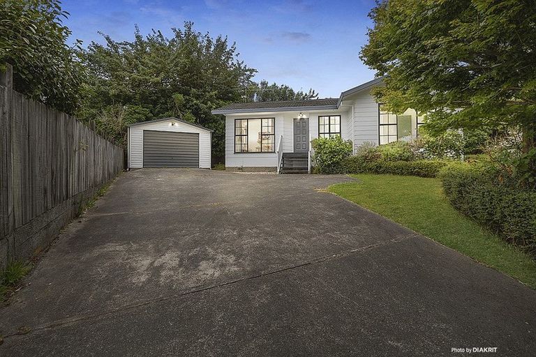 Photo of property in 6 Mayaro Crescent, Grenada Village, Wellington, 6037