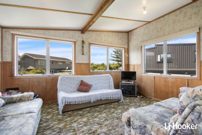 Photo of property in 39 Seaforth Road, Waihi Beach, 3611