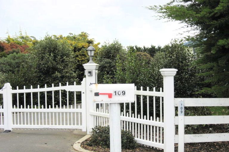 Photo of property in 109 King Arthur Drive, Otaihanga, Paraparaumu, 5036
