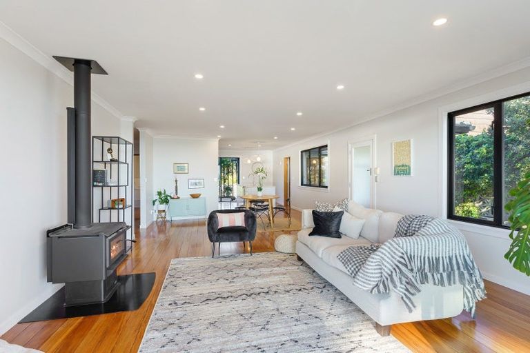 Photo of property in 79 Marine Parade, Paraparaumu Beach, Paraparaumu, 5032