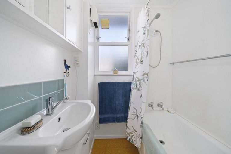 Photo of property in 83 Washington Avenue, Brooklyn, Wellington, 6021