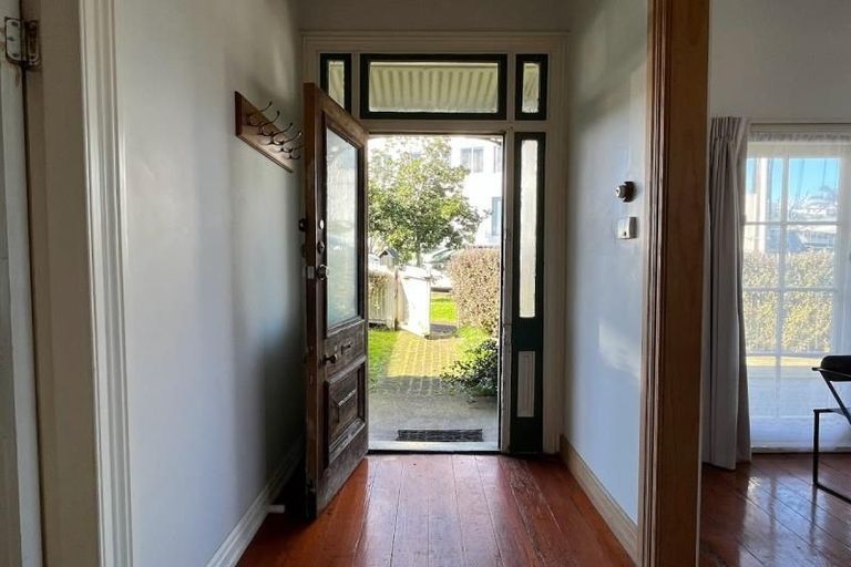 Photo of property in 13 Aitken Terrace, Kingsland, Auckland, 1021