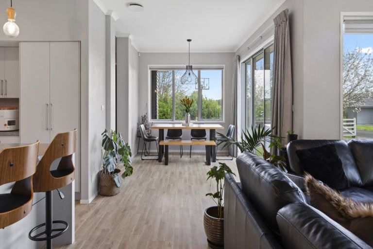 Photo of property in 1539 Waiuku Road, Waiuku, 2681