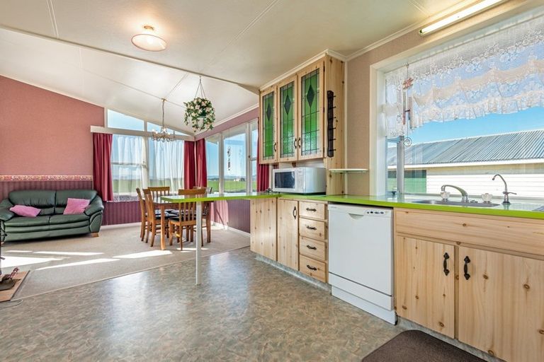 Photo of property in 562 Opiki Road, Opiki, Palmerston North, 4474