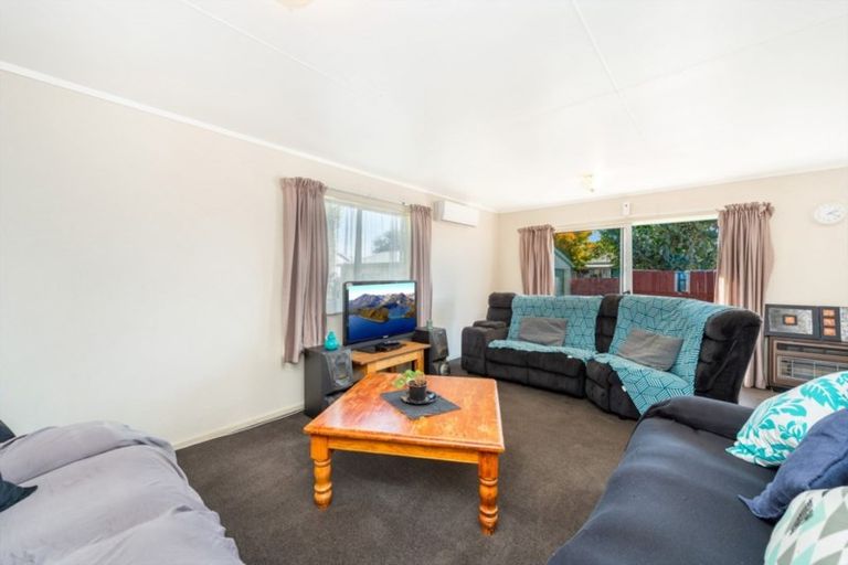 Photo of property in 4b Cricket Place, Melville, Hamilton, 3206