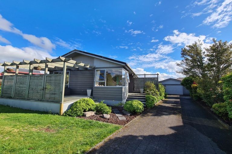 Photo of property in 37 Basley Road, Owhata, Rotorua, 3010