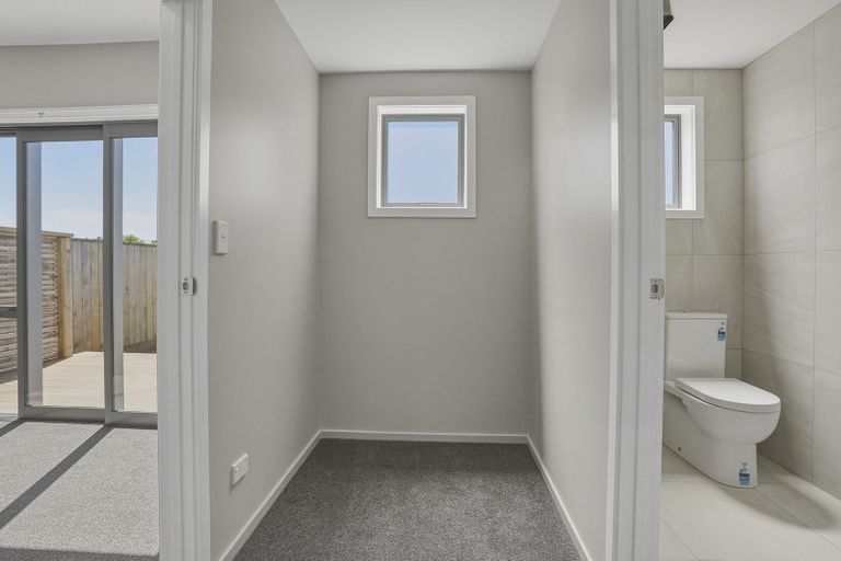 Photo of property in 43 Bradshaw Street, South Dunedin, Dunedin, 9012