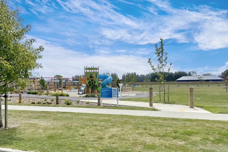 Photo of property in 68 Parsonage Road, Woodend, 7610