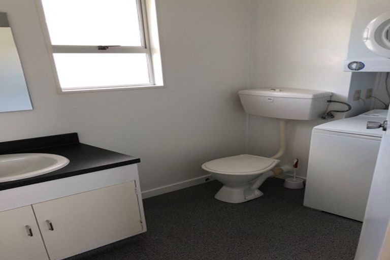 Photo of property in 67 Ellice Street, Mount Victoria, Wellington, 6011