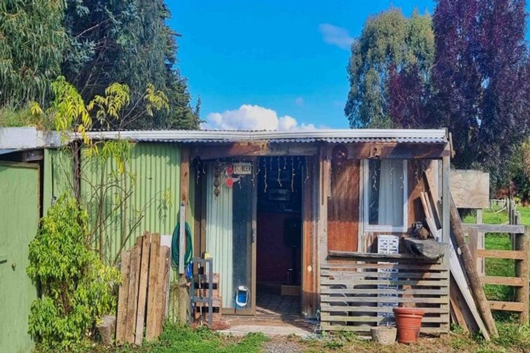 Photo of property in 40 Potts Road, Koputaroa, Levin, 5571