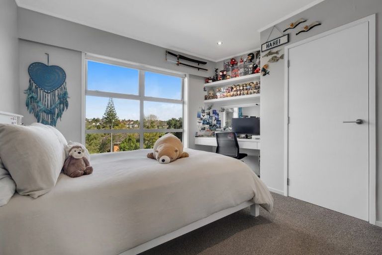 Photo of property in 62 Evelyn Road, Cockle Bay, Auckland, 2014