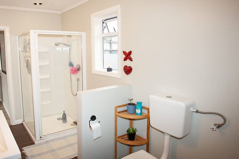 Photo of property in 65 Strange Street, Waitara, 4320