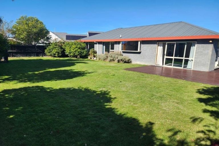 Photo of property in 6 Campion Place, Halswell, Christchurch, 8025