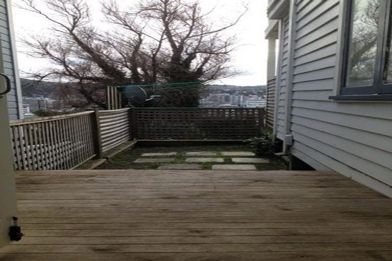 Photo of property in 1/26 Austin Street, Mount Victoria, Wellington, 6011