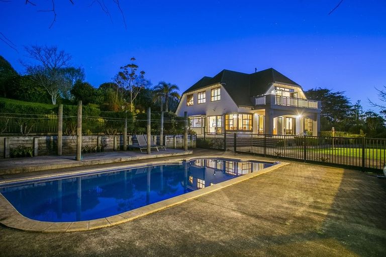 Photo of property in 10 Bristol Road, Whenuapai, Auckland, 0618