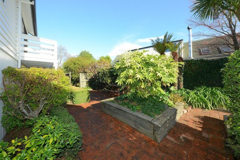 Photo of property in 14 Strathean Avenue, Avonhead, Christchurch, 8042