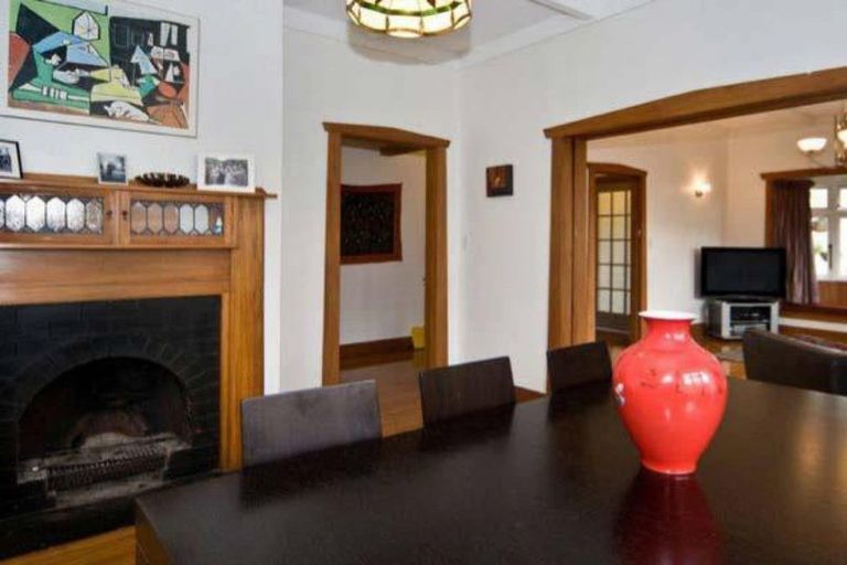 Photo of property in 13a Irirangi Road, Greenlane, Auckland, 1061
